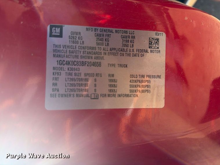 image for item DV8670 2011 Chevrolet Silverado 3500HD Crew Cab pickup truck