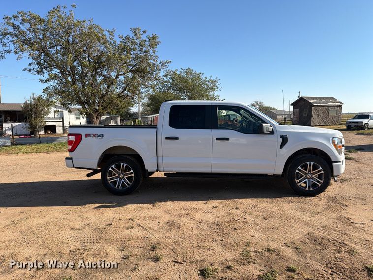 image for item DV8671 2021 Ford F150 Crew Cab pickup truck