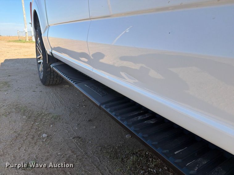 image for item DV8671 2021 Ford F150 Crew Cab pickup truck