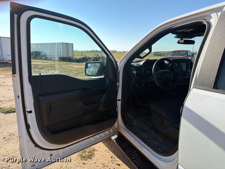 image for item DV8671 2021 Ford F150 Crew Cab pickup truck