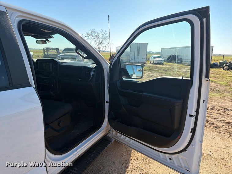 image for item DV8671 2021 Ford F150 Crew Cab pickup truck