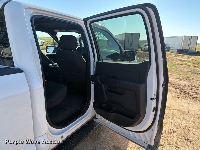 image for item DV8671 2021 Ford F150 Crew Cab pickup truck