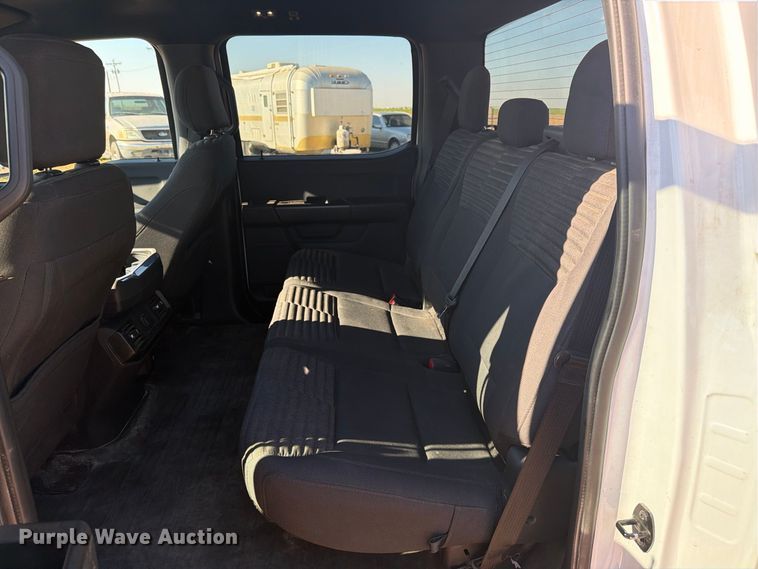 image for item DV8671 2021 Ford F150 Crew Cab pickup truck