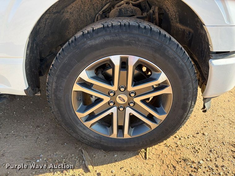 image for item DV8671 2021 Ford F150 Crew Cab pickup truck