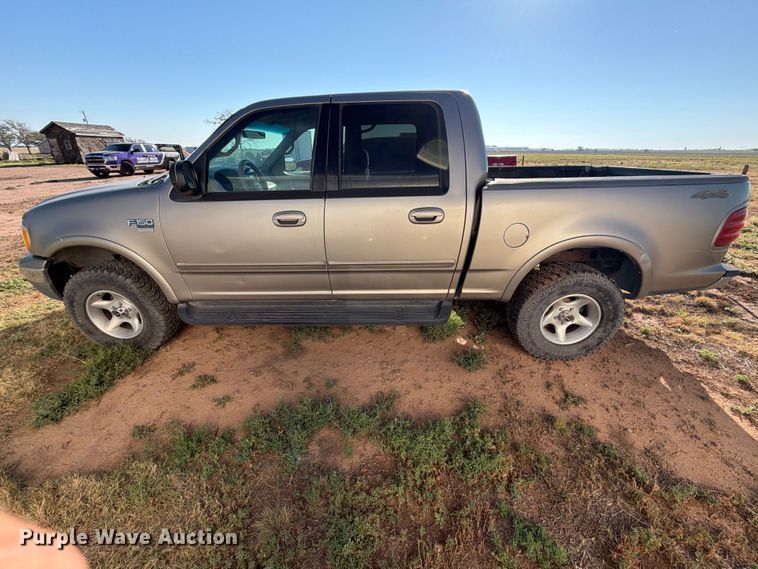 image for item DV8672 2002 Ford F150 Crew Cab pickup truck