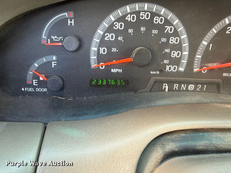 image for item DV8672 2002 Ford F150 Crew Cab pickup truck