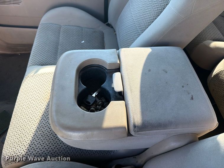 image for item DV8672 2002 Ford F150 Crew Cab pickup truck