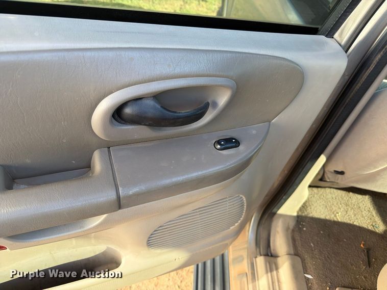 image for item DV8672 2002 Ford F150 Crew Cab pickup truck
