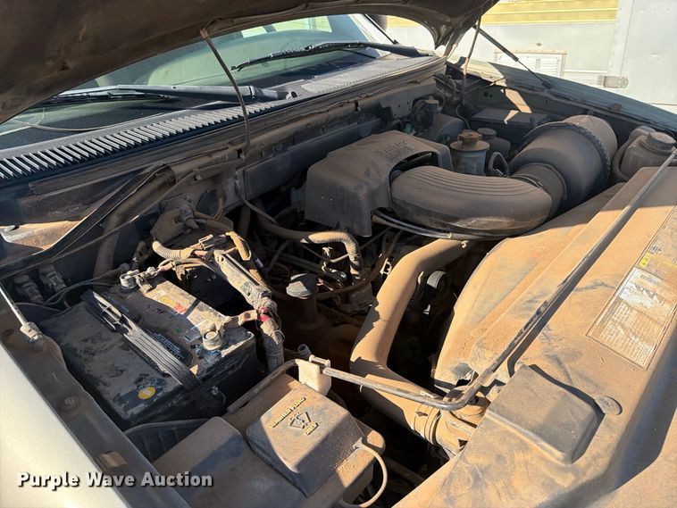 image for item DV8672 2002 Ford F150 Crew Cab pickup truck