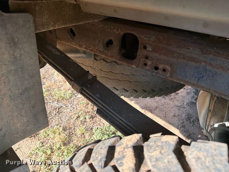 image for item DV8672 2002 Ford F150 Crew Cab pickup truck
