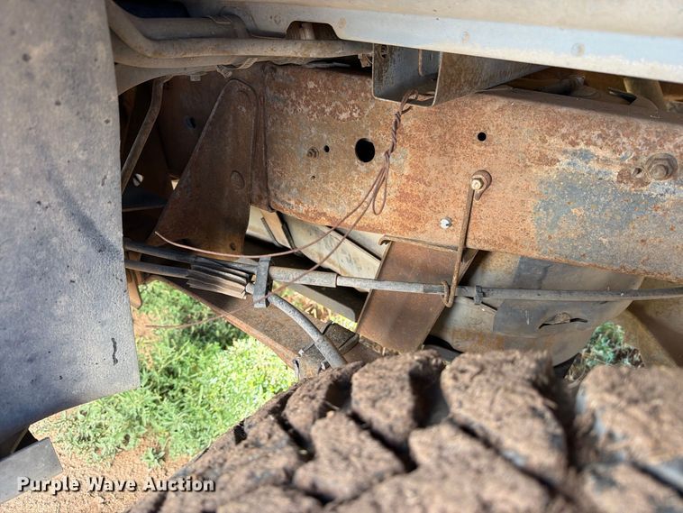 image for item DV8672 2002 Ford F150 Crew Cab pickup truck