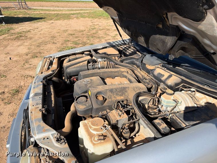 image for item DV8674 1999 Mercedes-benz E-Class 