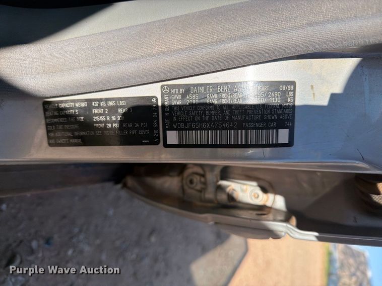 image for item DV8674 1999 Mercedes-benz E-Class 