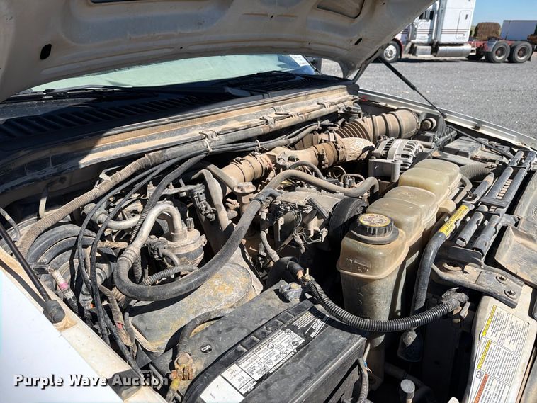 image for item DV8706 1999 Ford F550 utility / service truck