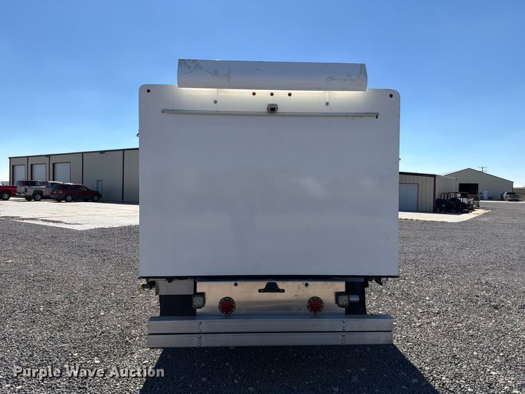 image for item DV8717 2019 Ford E450 refrigerated delivery truck