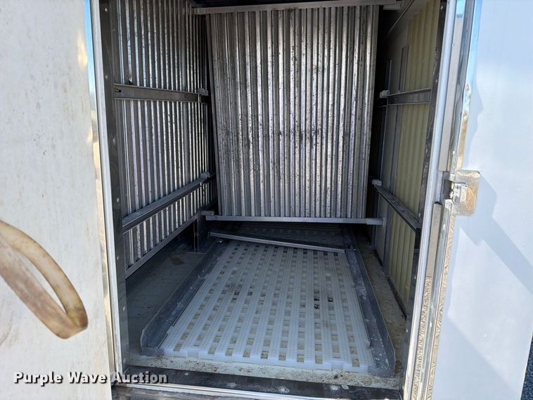 image for item DV8717 2019 Ford E450 refrigerated delivery truck