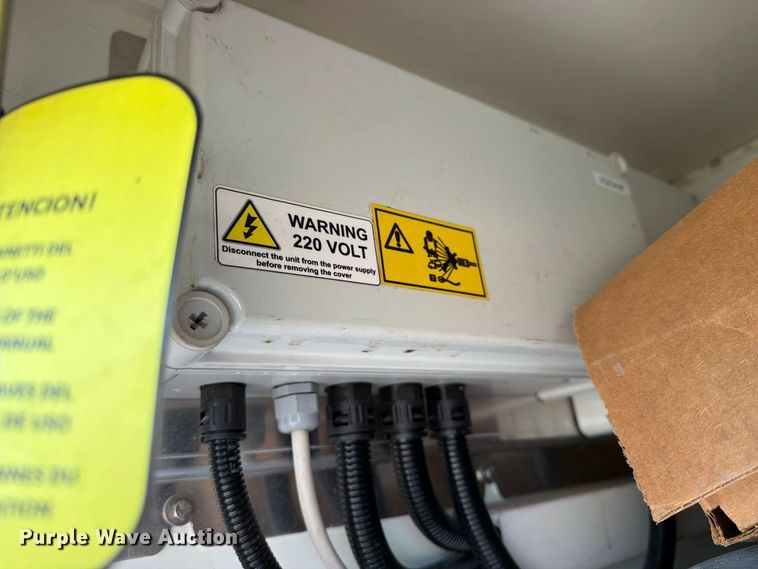image for item DV8717 2019 Ford E450 refrigerated delivery truck