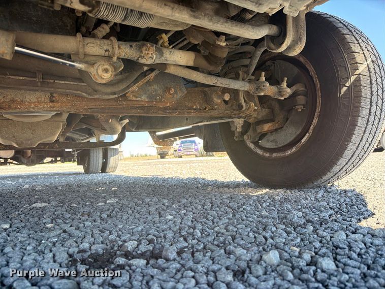 image for item DV8717 2019 Ford E450 refrigerated delivery truck