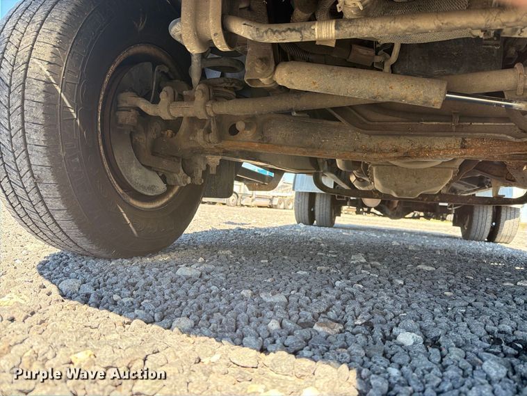 image for item DV8717 2019 Ford E450 refrigerated delivery truck