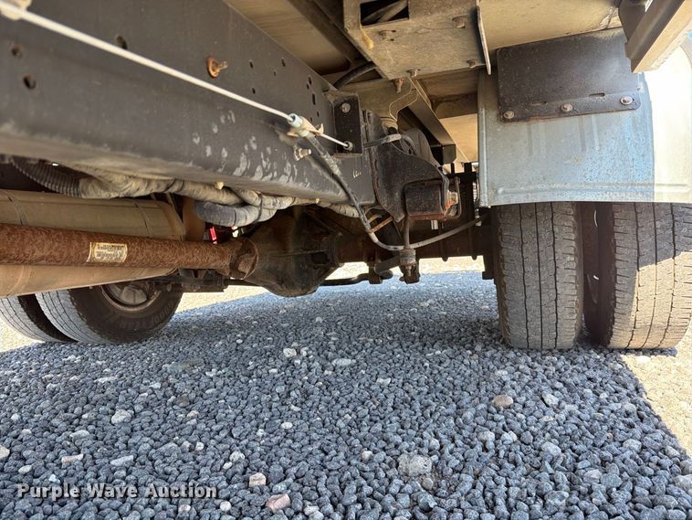 image for item DV8717 2019 Ford E450 refrigerated delivery truck