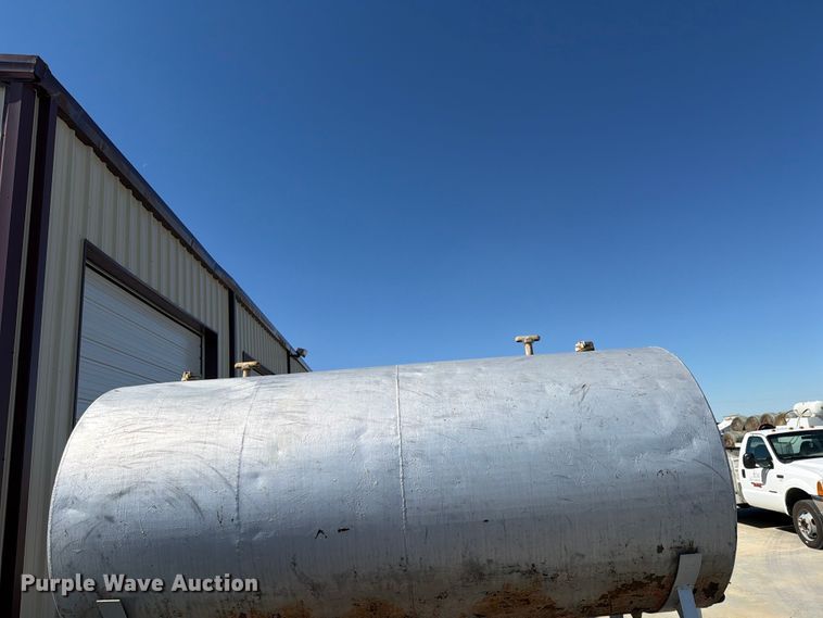 image for item DV8719 Fuel tank