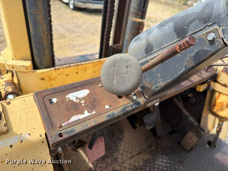 image for item DY3437 1983 Hyster 110 forklift
