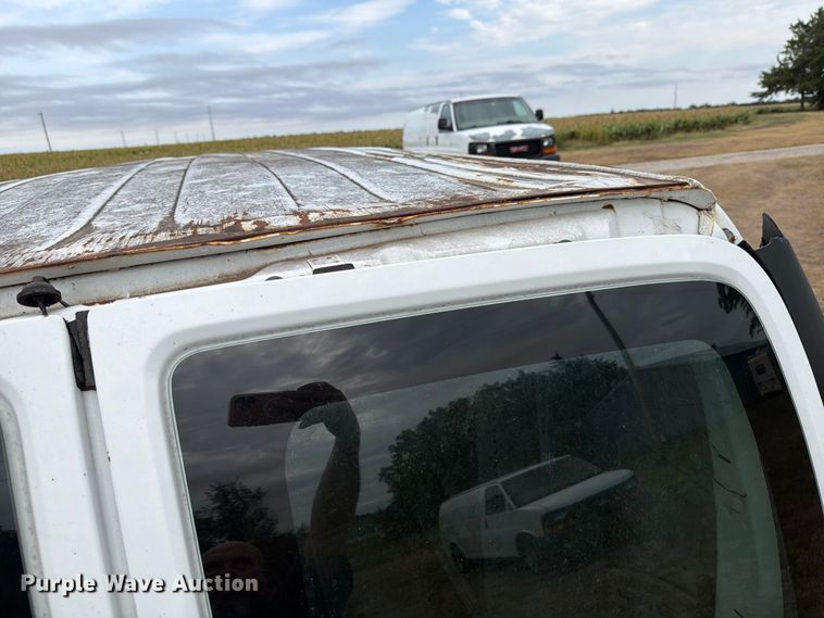 image for item DY3438 2015 GMC Savana 2500 van