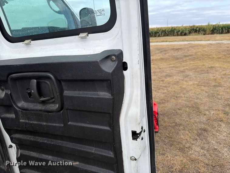 image for item DY3438 2015 GMC Savana 2500 van