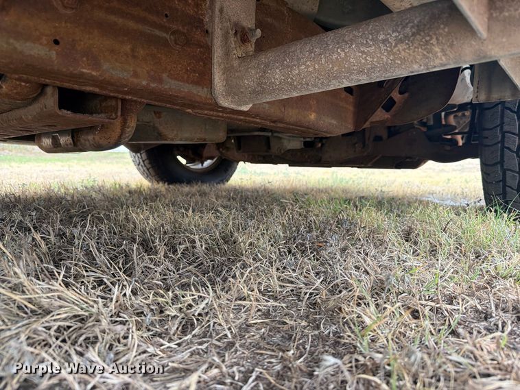 image for item DY3438 2015 GMC Savana 2500 van
