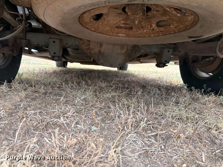 image for item DY3438 2015 GMC Savana 2500 van