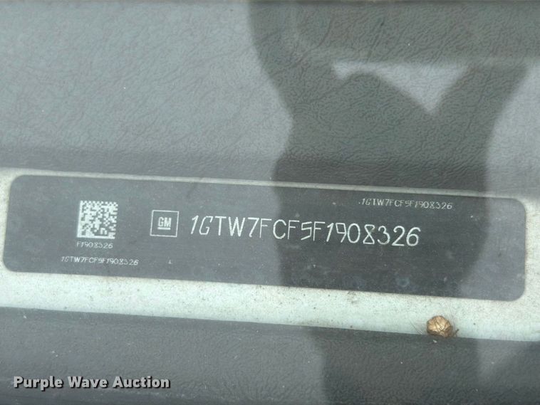 image for item DY3438 2015 GMC Savana 2500 van