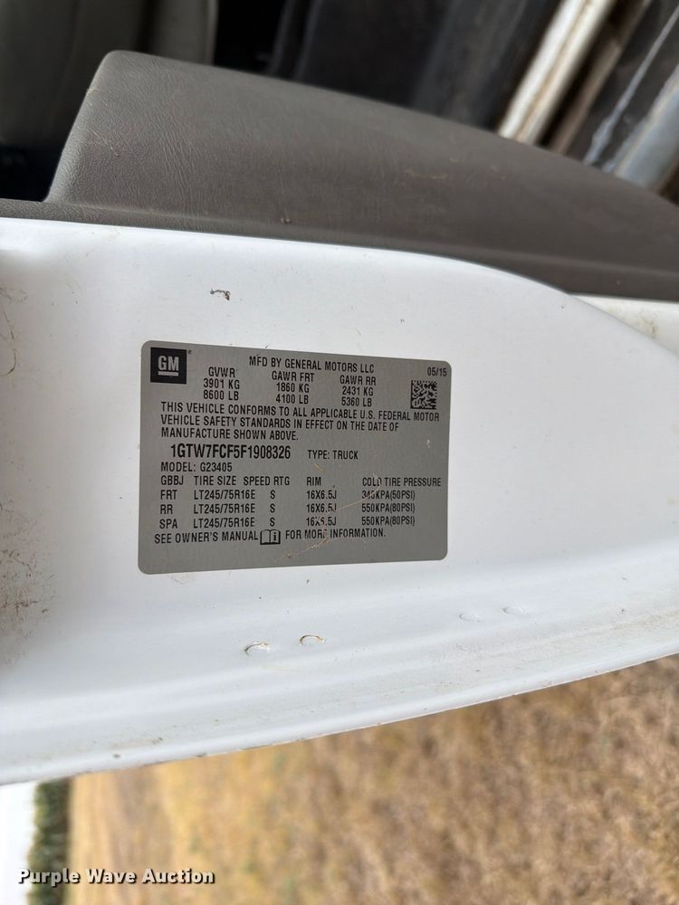 image for item DY3438 2015 GMC Savana 2500 van