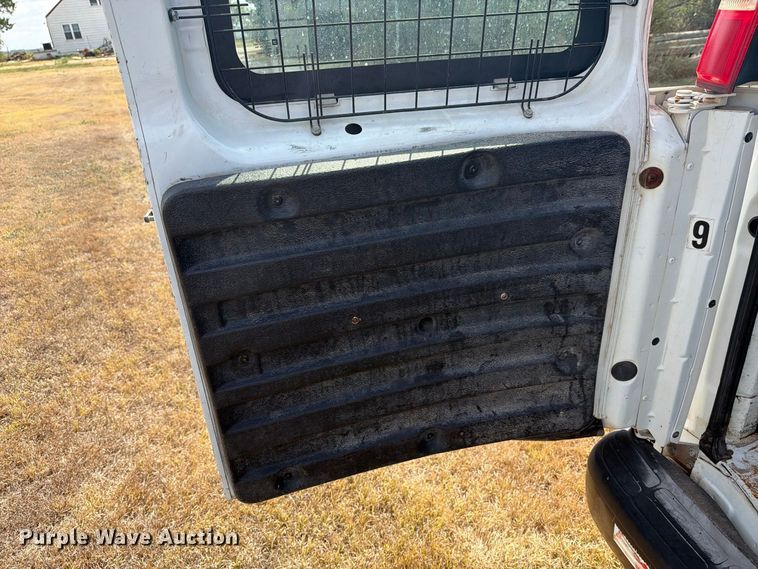 image for item DY3439 2008 Chevrolet Express 2500 van