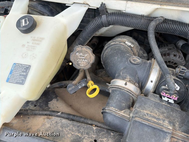 image for item DY3439 2008 Chevrolet Express 2500 van