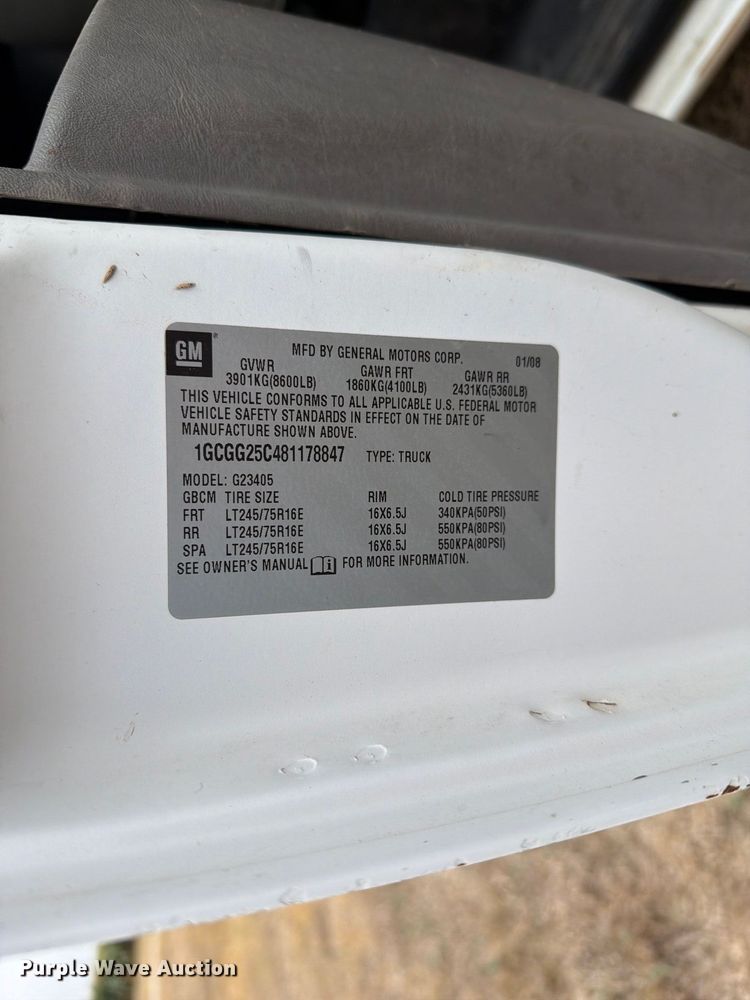 image for item DY3439 2008 Chevrolet Express 2500 van
