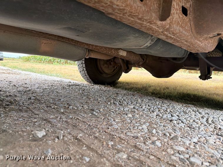 image for item DY3440 2002 GMC Savana 2500 van
