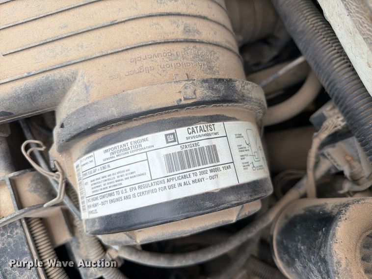 image for item DY3440 2002 GMC Savana 2500 van