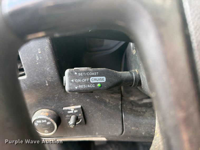 image for item DY3441 2011 GMC Savana 2500 EXT van