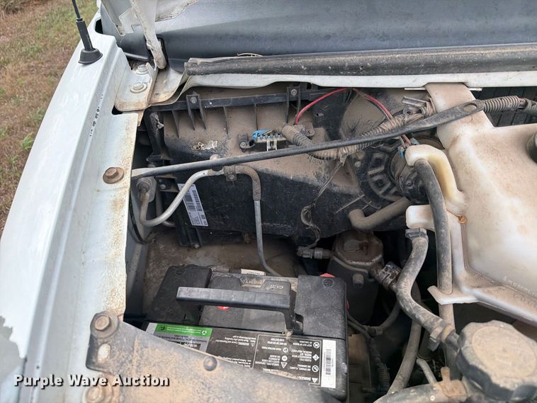image for item DY3441 2011 GMC Savana 2500 EXT van