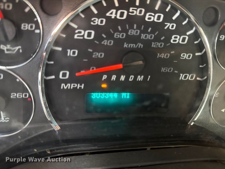 image for item DY3441 2011 GMC Savana 2500 EXT van