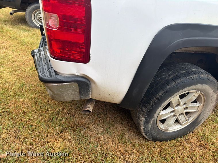 image for item DY3444 2008 Chevrolet Silverado 1500 Ext. Cab pickup truck