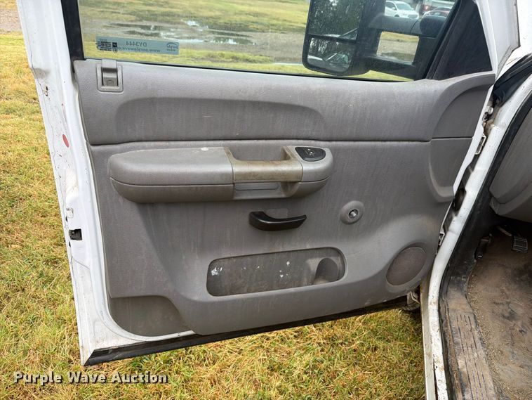 image for item DY3444 2008 Chevrolet Silverado 1500 Ext. Cab pickup truck