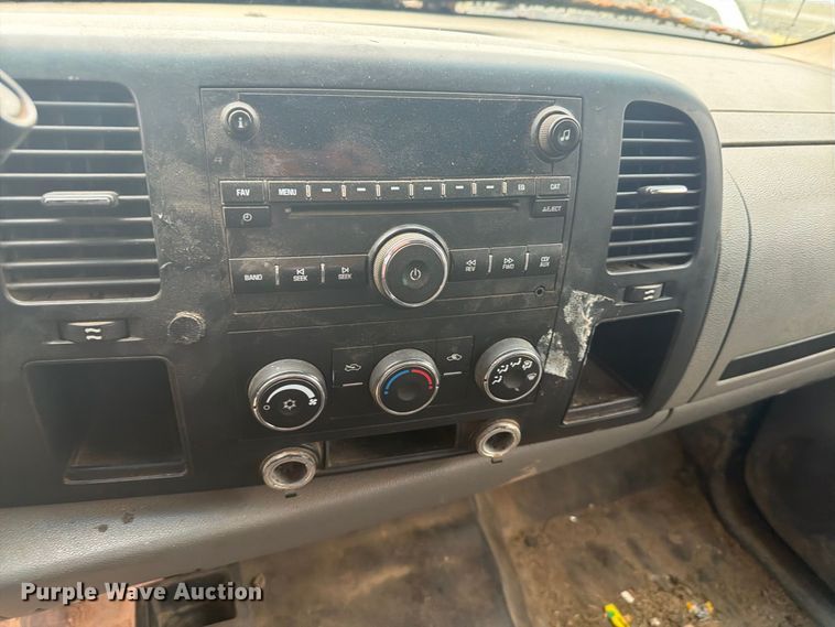 image for item DY3444 2008 Chevrolet Silverado 1500 Ext. Cab pickup truck