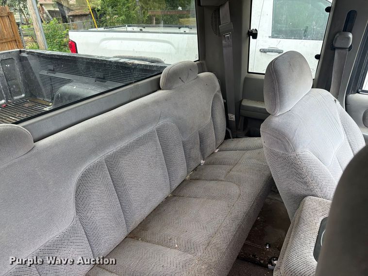 image for item DY3445 1999 Chevrolet K2500 Ext. Cab pickup truck