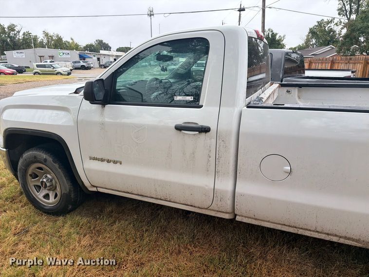 image for item DY3447 2014 GMC Sierra 1500 pickup truck