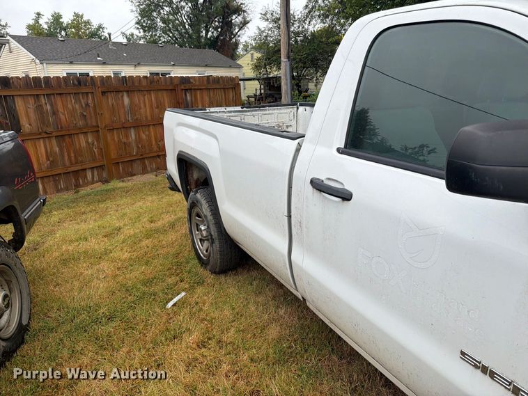 image for item DY3447 2014 GMC Sierra 1500 pickup truck