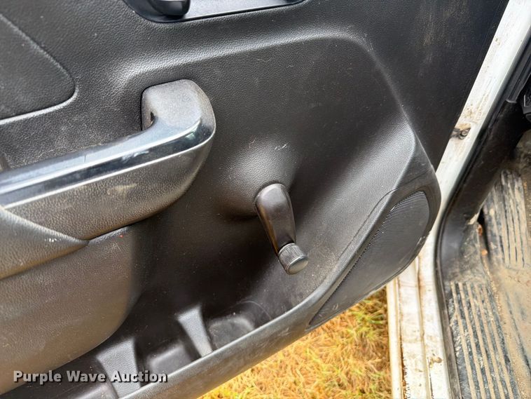 image for item DY3447 2014 GMC Sierra 1500 pickup truck
