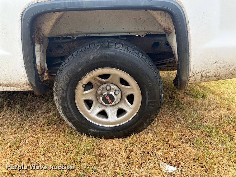 image for item DY3447 2014 GMC Sierra 1500 pickup truck
