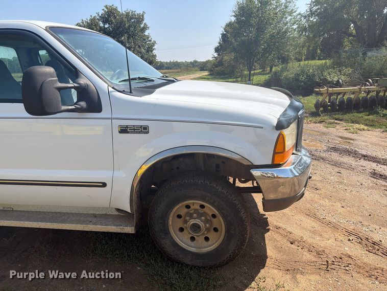 image for item DY3449 1999 Ford F250 Ext. Cab pickup truck
