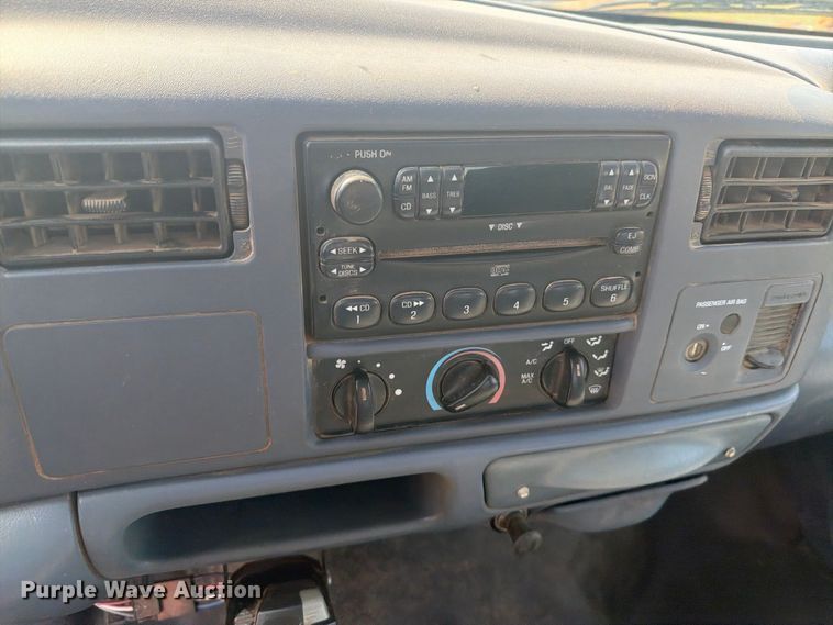 image for item DY3449 1999 Ford F250 Ext. Cab pickup truck